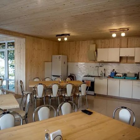 Bratkivchanka Inn *